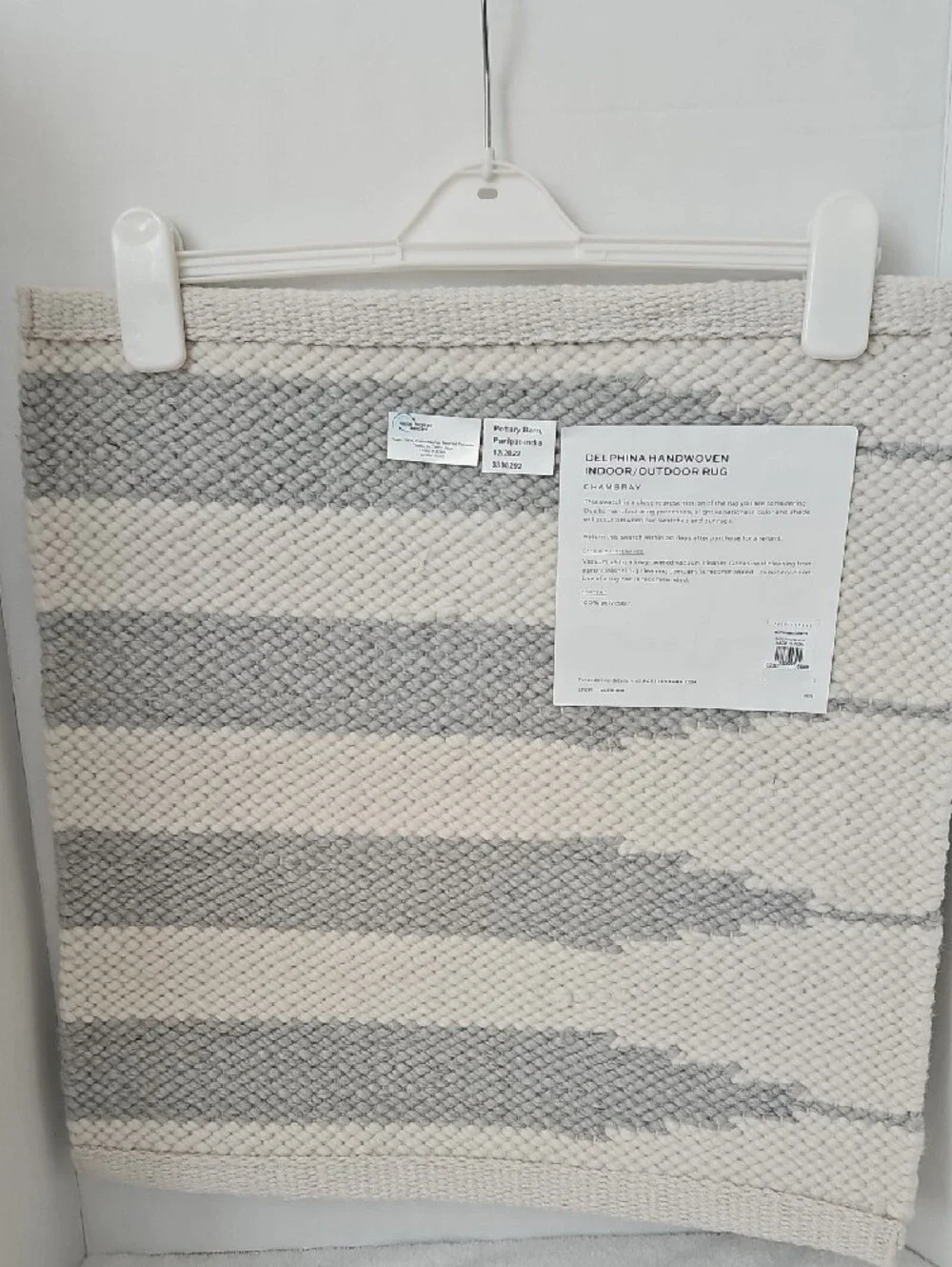 Pottery Barn NWT Delphina Neutral Gray White Handwoven Indoor/Outdoor Rug